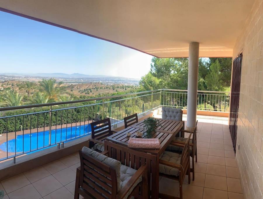 Villa Gloria Los Lopez Exterior foto